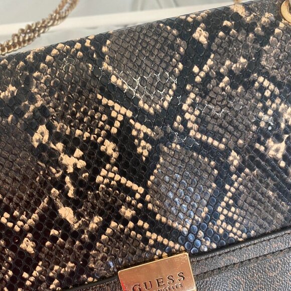Vintage Guess Leather Purse Snakeskin Logo Chain READ - Picture 5 of 8